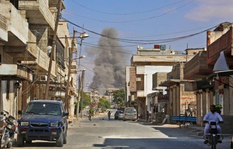 Russian and Syrian jets pound Idlib province