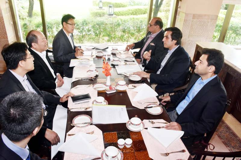 Pace of work on SEZs under CPEC expedited: Khusro