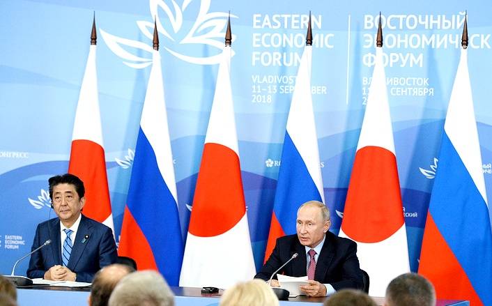 Putin proposes signing WW-II peace treaty with Japan