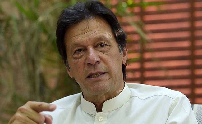 PM assures protection to civil servants against political interference