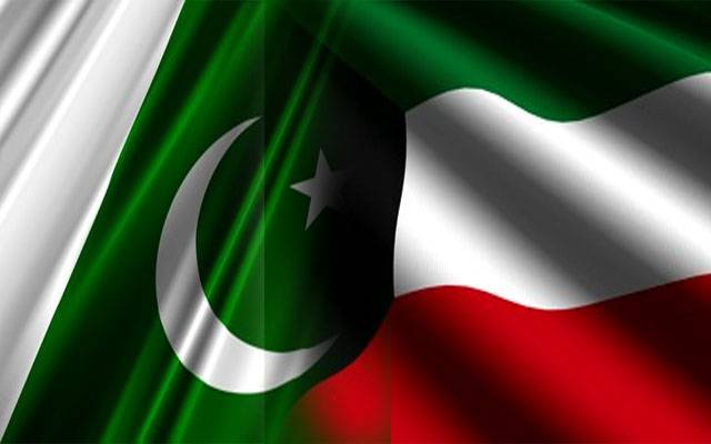 Top Pakistani bureaucrat reportedly caught stealing bag full of Dinars of Kuwaiti dignitary