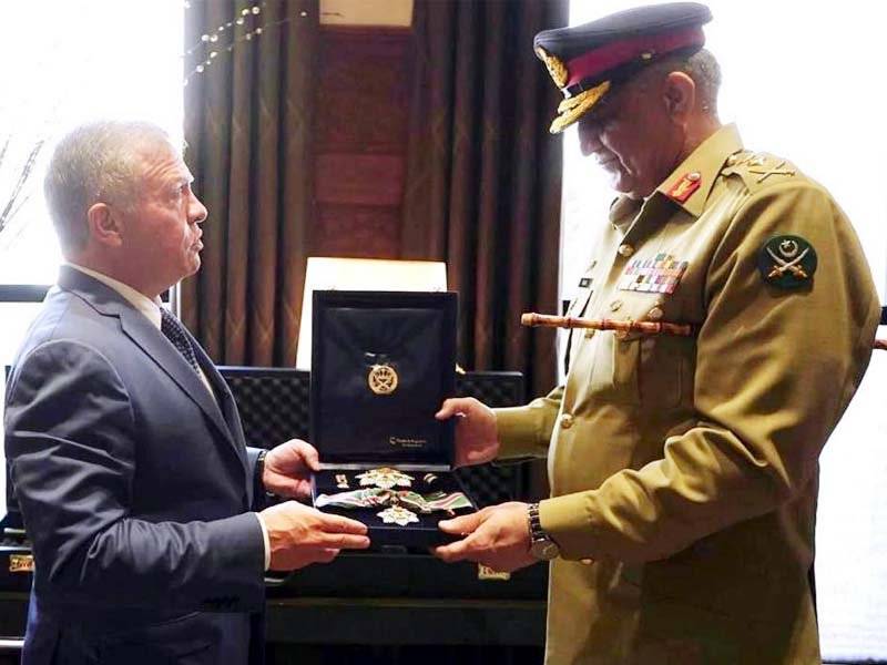 COAS General Qamar Javaid Bajwa awarded with highest military award from King Abdullah II