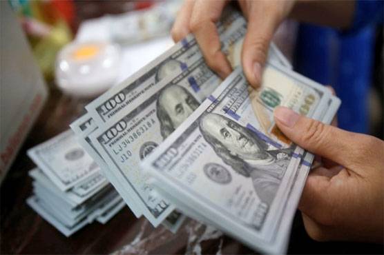 US dollar registers further rise in interbank market