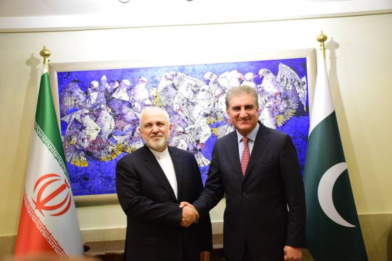 Pakistan and Iran vow to enhance defence and economic cooperation