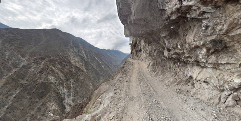 Karakorum Highway blocked for traffic b/w GB, Rawalpindi after landslides