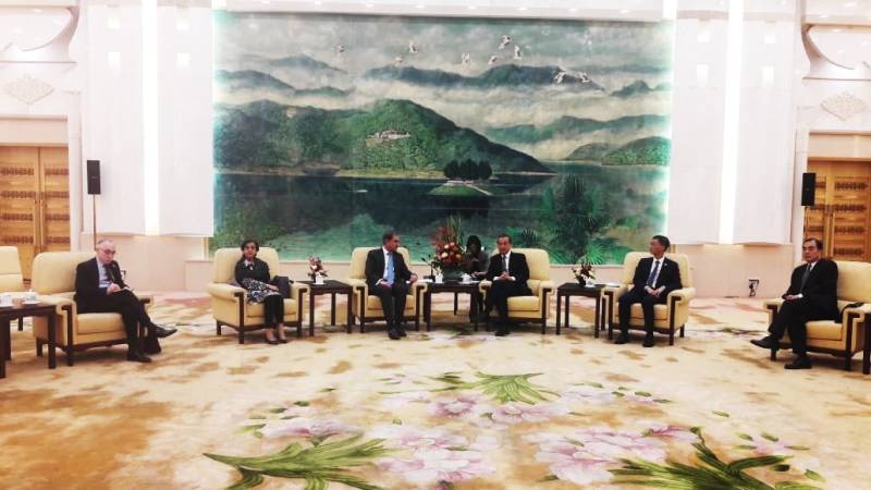 Pakistan China foreign ministers vow to enhance bilateral ties