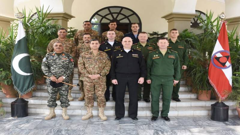 Russian delegation calls on Corps Commander Peshawar