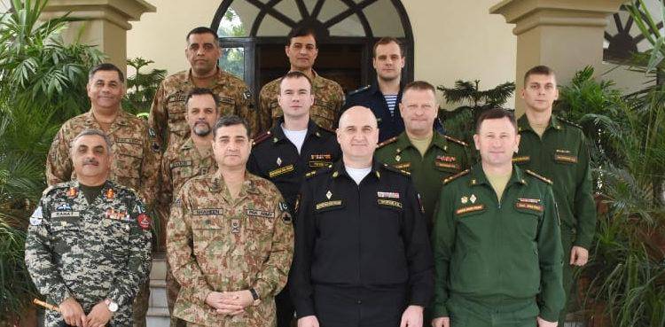Russian Military delegation briefed on Pak Afghan border fencing, war against terrorism