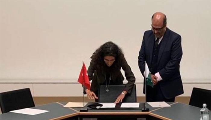 Pakistan and Switzerland ink historic agreement over looted money recovery