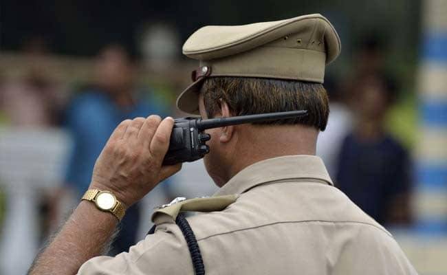 Police raided 26 call centers in India linked to fake security warning scams