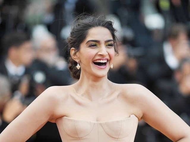 Sonam Kapoor reveals the Pakistani actor with whom her chemistry matches the most