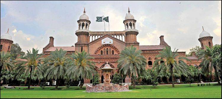 Barring dual nationals from government jobs: New developments reported from LHC