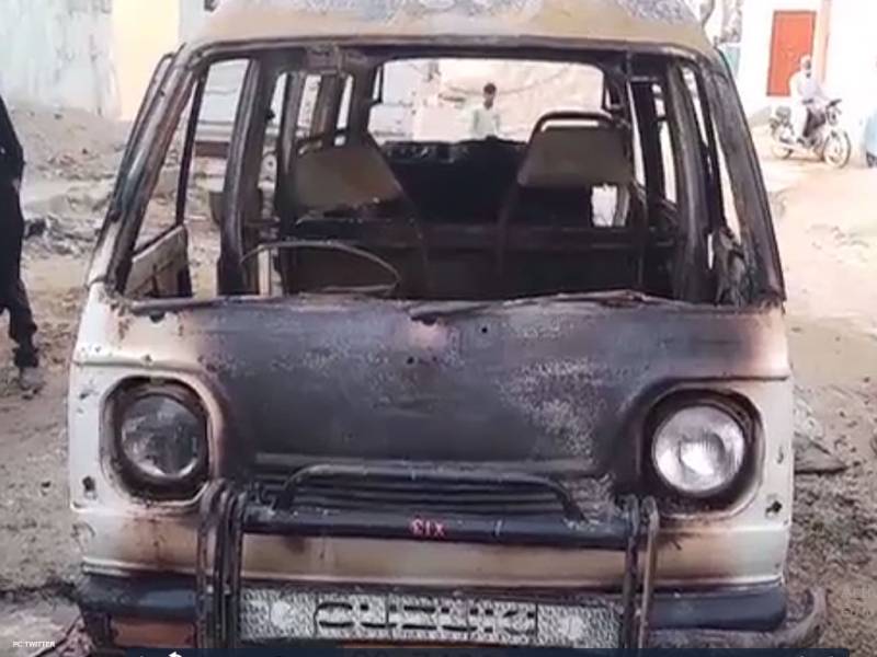 Children injured after school van in Karachi catches fire