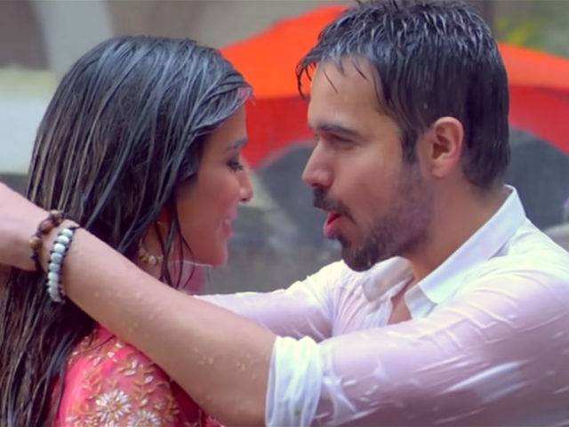 Serial kisser Emraan Hashmi retires from online kissing