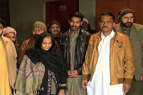 Families of Khalil and Zeeshan, allegedly killed in CTD encounter to meet President