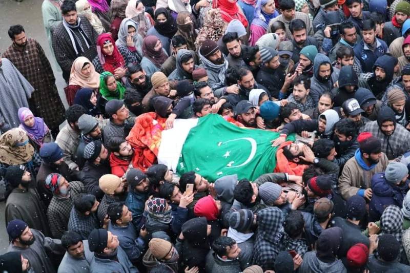 Thousands attend funerals of martyred youth in Baramulla