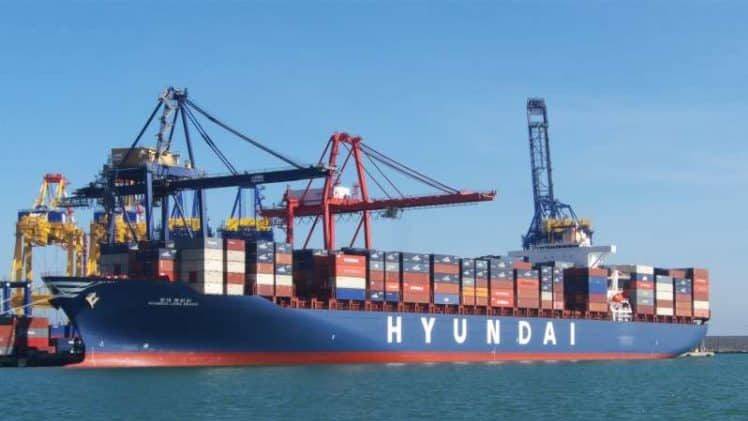Federal government to establish mega Shipbreaking Yard in Gwadar