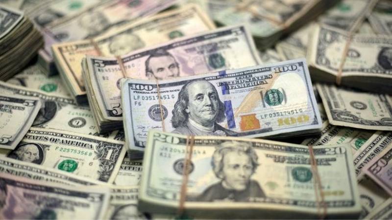 US dollar fell against Pakistani Rupee in open market