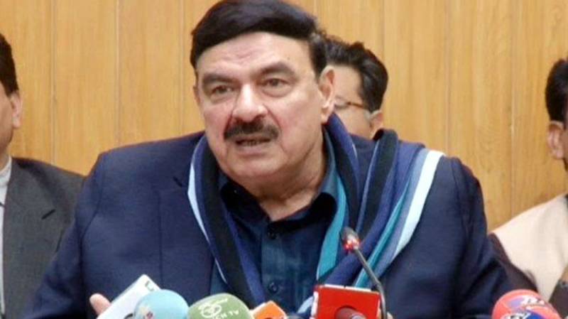 Govt encouraging public private partnership to improve railways: Minister