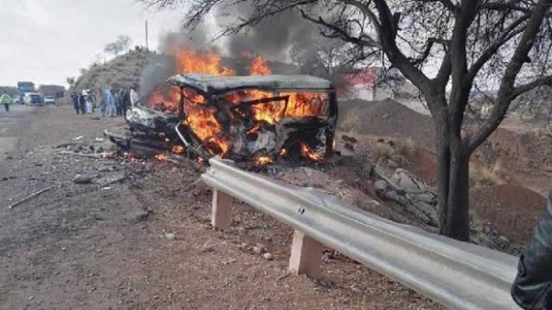 13 died in road accident on Indus Highway near Karak