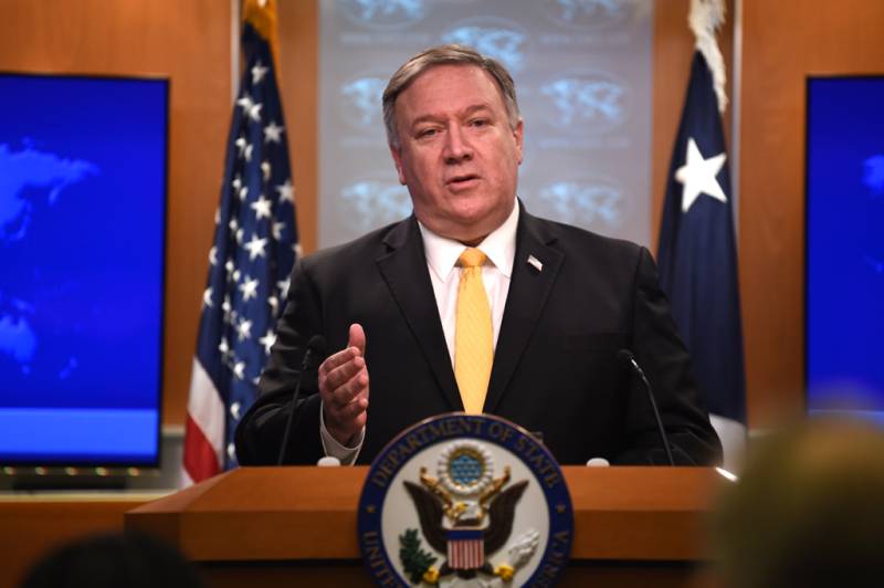 Pompeo tells allies US still committed to fight IS