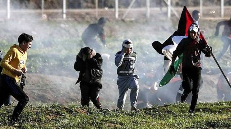 Israeli troops martyr 2 Palestinian teenagers