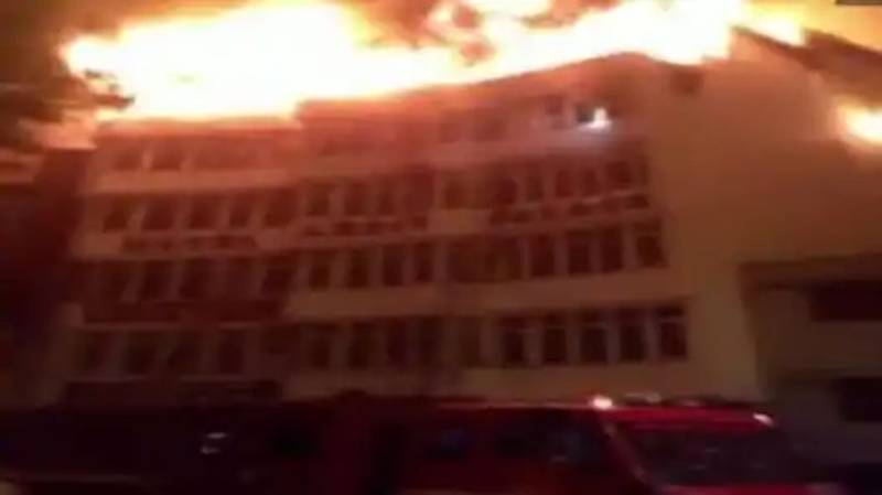 Fire at New Delhi hotel kills 17
