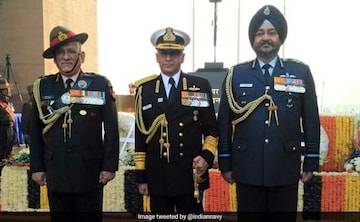 In a first, Three Services Chiefs of India hold joint press conference after PAF strike in India