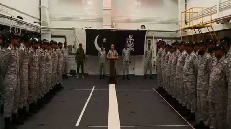 Pakistan Navy Chief reaches at warships in North Arabian Sea