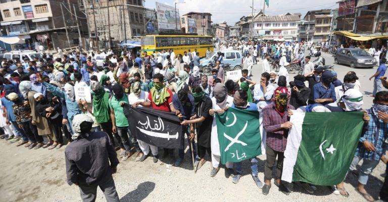 Massive demonstrations held across Occupied Kashmir against Indian authorities