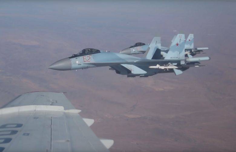 (VIDEO): Russian Air Force Su 35 Fighter Jets caught streaking over Middle Eastern Skies