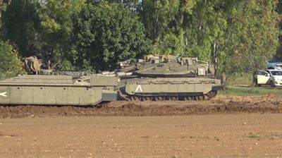 Israel deploys tanks on Gaza Border