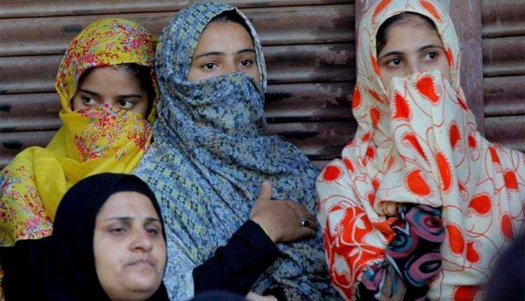 Pakistani brides from Azad Kashmir stopped by Indian authorities to return back home