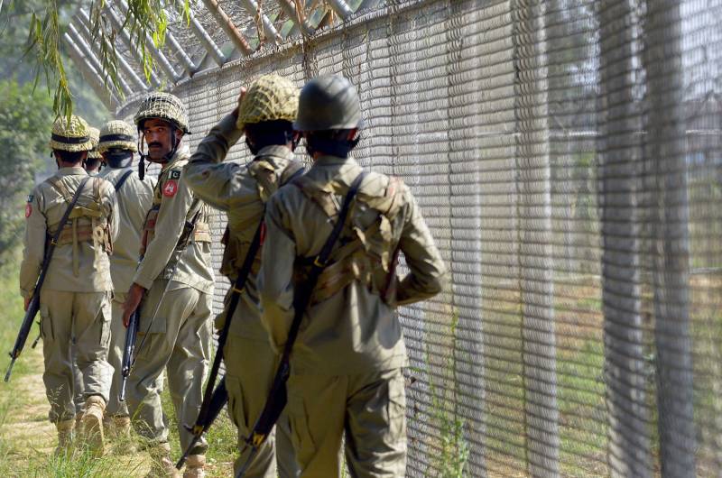 5 Indian soldiers killed in Pak Army's response to firing at LoC