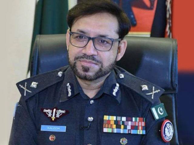 IGP Sindh Police Syed Kalim Imam tenders apology on behalf of police department