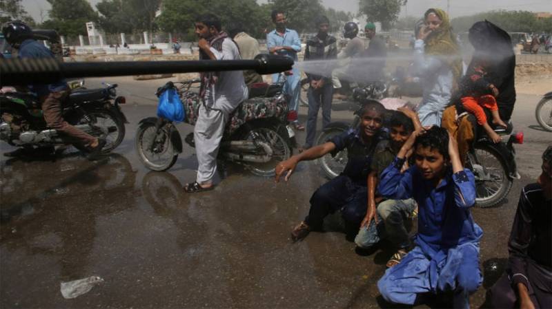 Current heatwave gripping Karachi to continue till Saturday: PMD