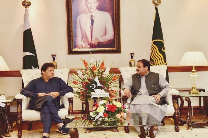 PM Imran Khan approved corruption inquiries against 800 police officers and bureaucrats across Punjab