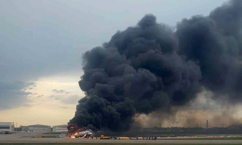 Russian passenger plans crash lands killing at least 41