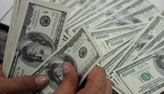 Overseas Pakistanis Remittances fetch $2 billion extra, top 10 remitting countries to Pakistan