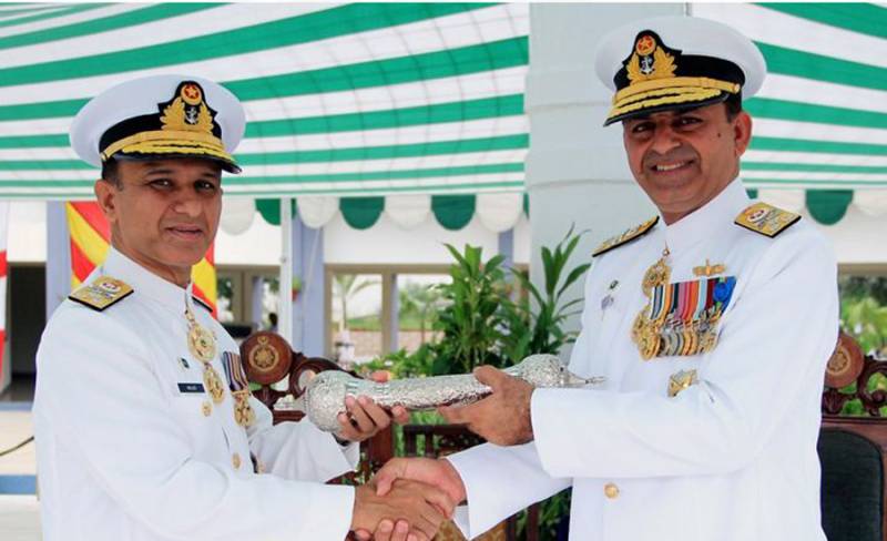 Vice Admiral Amjad Khan Niazi assumes charge as Commander Karachi