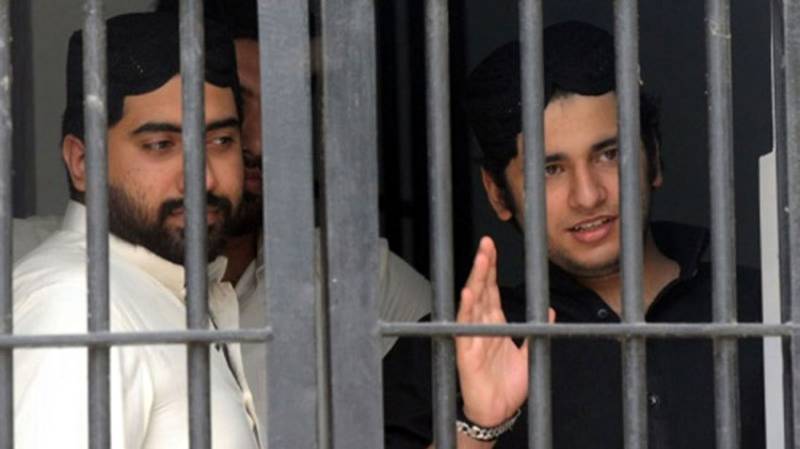 SHC commutes death sentences for Shahrukh Jatoi, Siraj Talpur in Shahzeb murder case