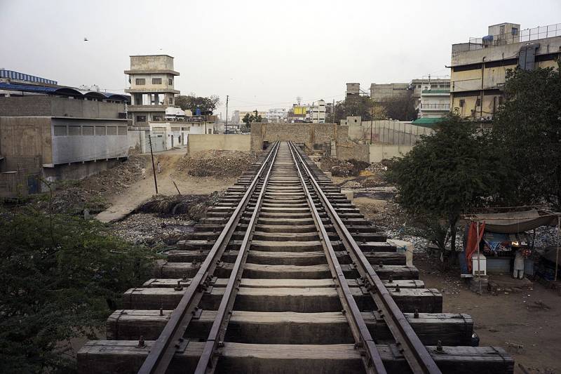 Sindh Govt to make Karachi Circular Railway reality