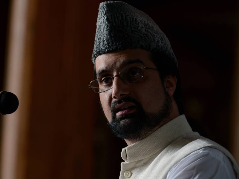 Mirwaiz pays tributes to Molvi Mushtaq on his anniversary