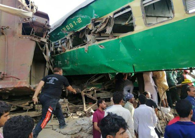 Death toll from the deadly train accident in Rahim Yar Khan rises drastically