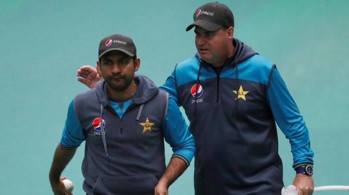 Skipper Sarfraz Ahmed ditched by his favourite head coach Mickey Arthur