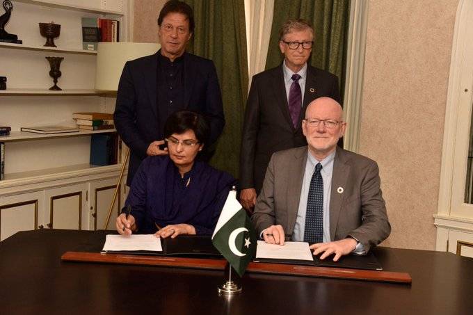 Pakistan to receive huge funds from Gates Foundation under poverty alleviation program