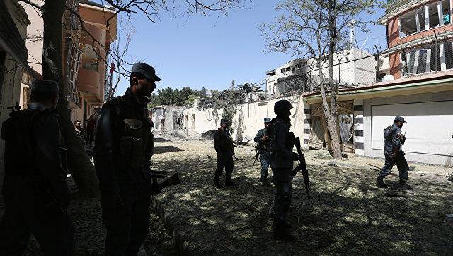 Blasts hit Afghanistan polling stations on presidential elections day