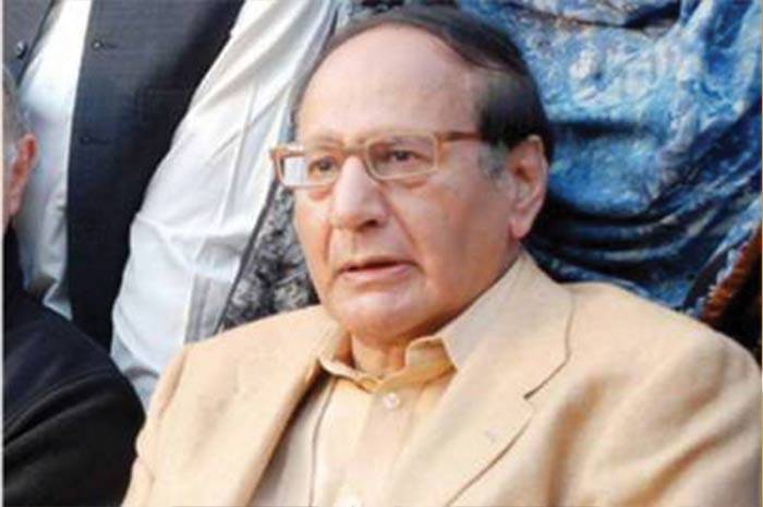 In a surprise, Chaudhry Shujaat speaks strongly in favour of former close friend Nawaz Sharif