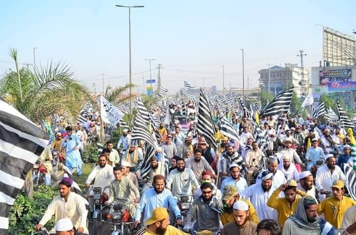 JUI - F Chief Fazalur Rahman kicks off so called Azadi March from Karachi to oust PM Khan’s government in Islamabad