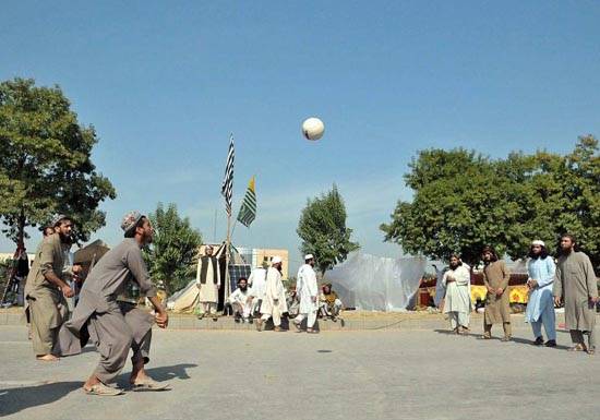 JUI F Chief Fazalur Rehman Dharna caused massive loss of Rs 64 crore to national kitty so far: Report